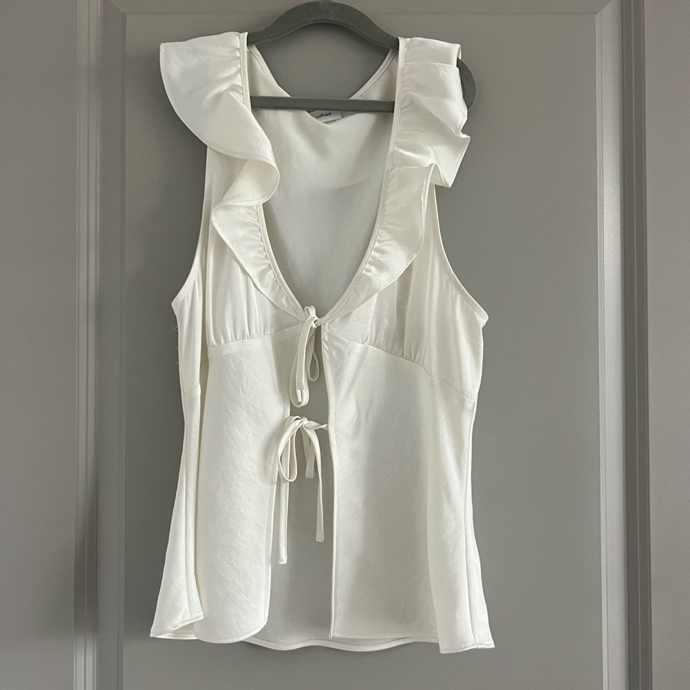 Wilfred white silk tie top